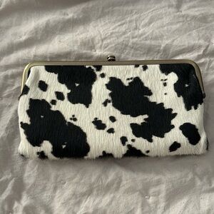 Hobo Lauren Clutch Wallet Calf Hair & Leather
Cow Print